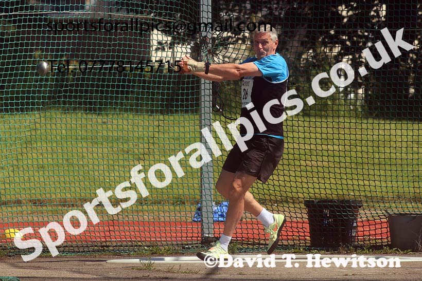 Mens hammer, 2024 NE Masters Track and Field Champs., Monkton Stadium, Jarrow.  Photo: David T. Hewitson/Sports for All Pics